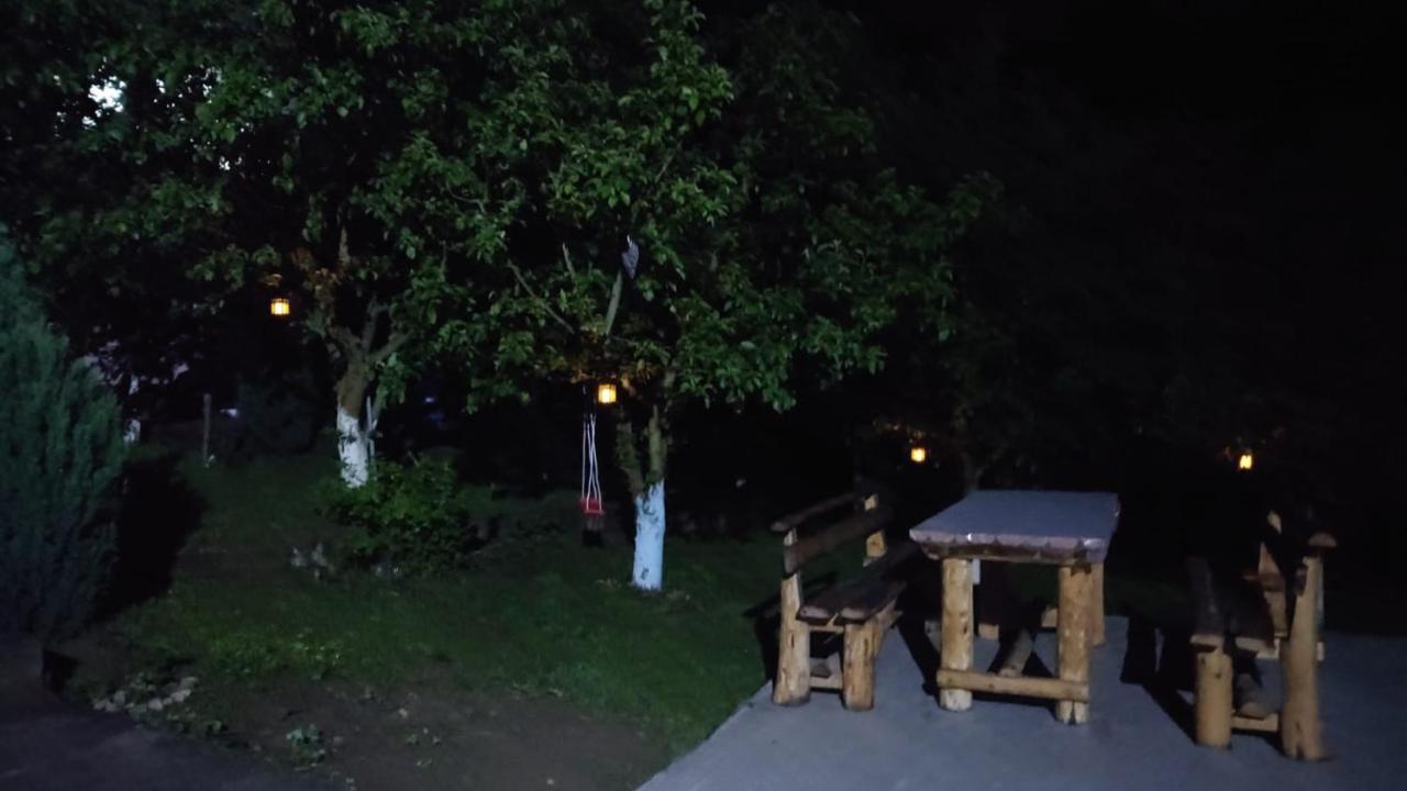 Готель Casa Noastra Оршова Екстер'єр фото