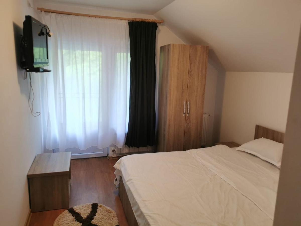 Готель Casa Noastra Оршова Номер фото